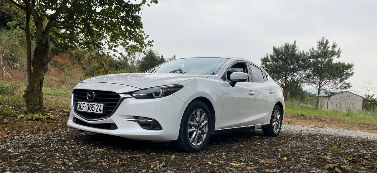 Sedan
